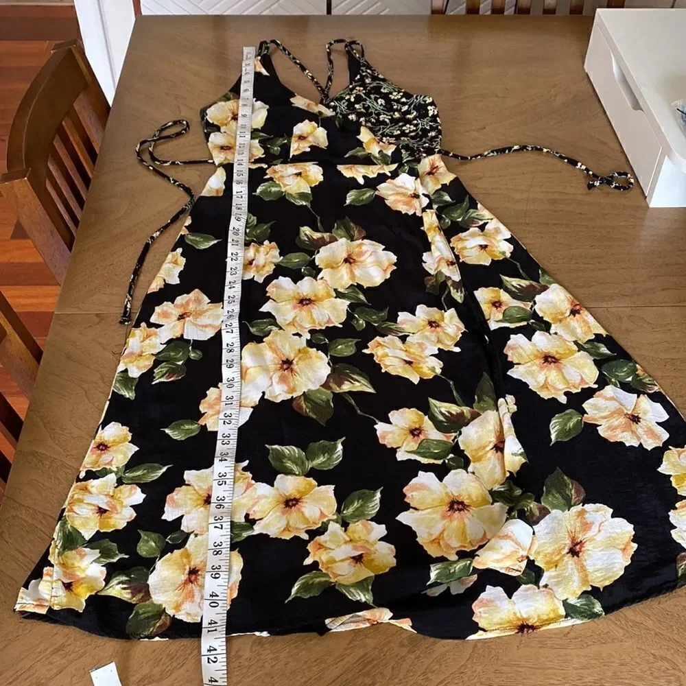 Topshop Busy Garden Black Floral Wrap Midi Dress Size 4 - Picture 12 of 13